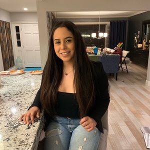 Meet your Posher, Daniella